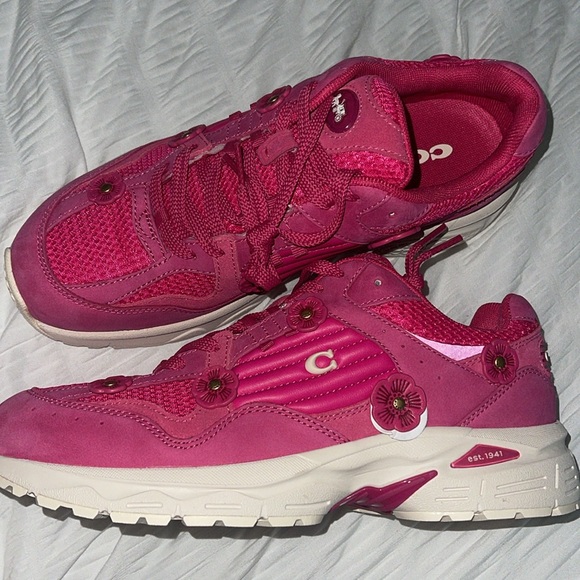C301 Sneaker With Tea Rose - Picture 2 of 2